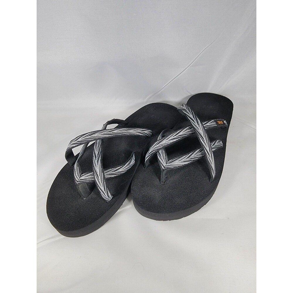 Teva Olowahu Sandals Palms Black White Pattern Women’s 7 US NWOT Strappy